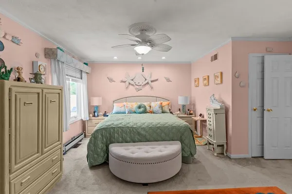 $399,900 | 72B Hilltop Drive, Unit F, North Providence, RI 02904