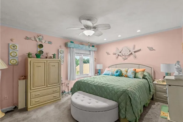 $399,900 | 72B Hilltop Drive, Unit F, North Providence, RI 02904