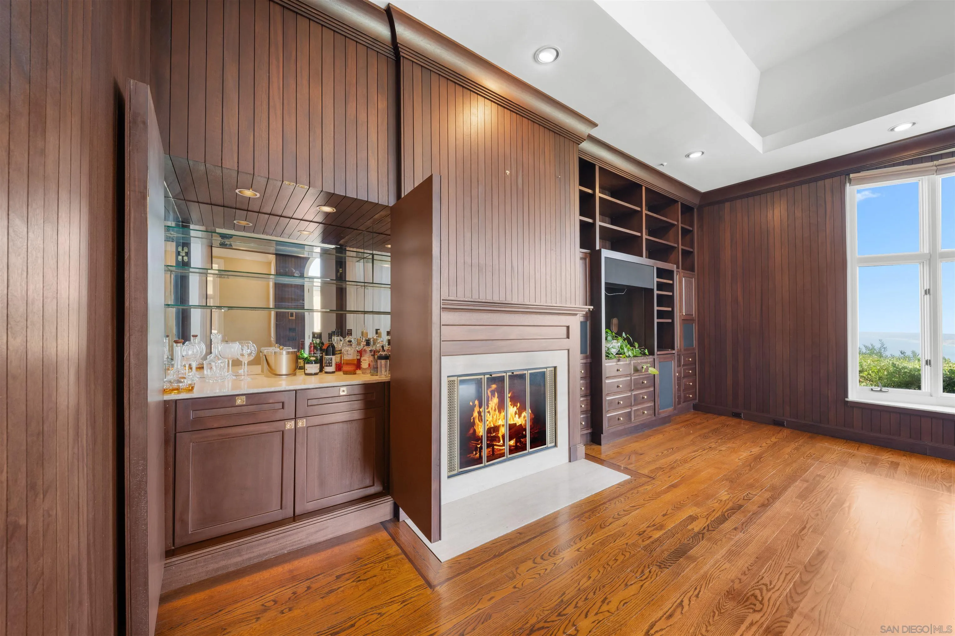 2302 Rue Adriane La Jolla, CA 92037 - Photo 28 of 64 Gallery Image 28