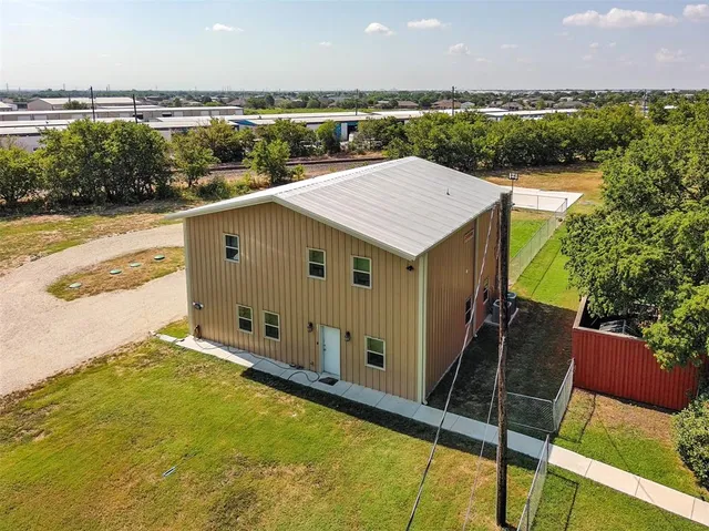 $1,800,000 | 2701 Blue Mound Road West, Fort Worth, TX 76179