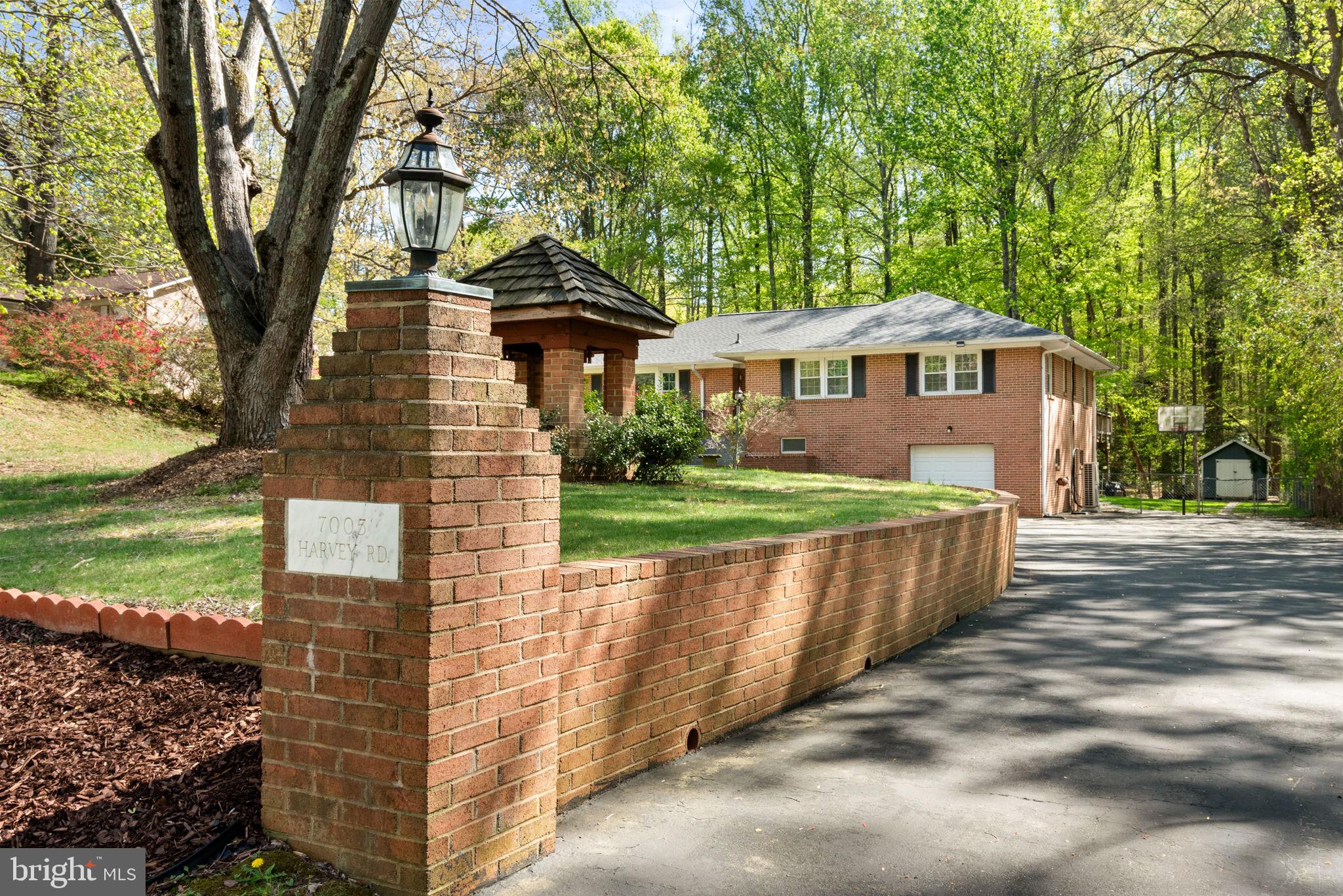 7005 Harvey Road Manassas, VA 20112 - Photo 5 of 59 Gallery Image 5