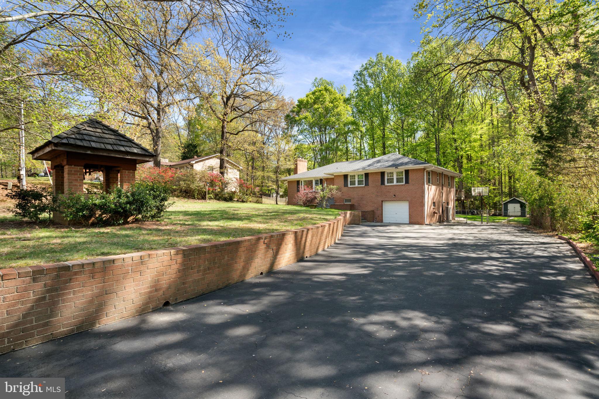 7005 Harvey Road Manassas, VA 20112 - Photo 7 of 59 Gallery Image 7
