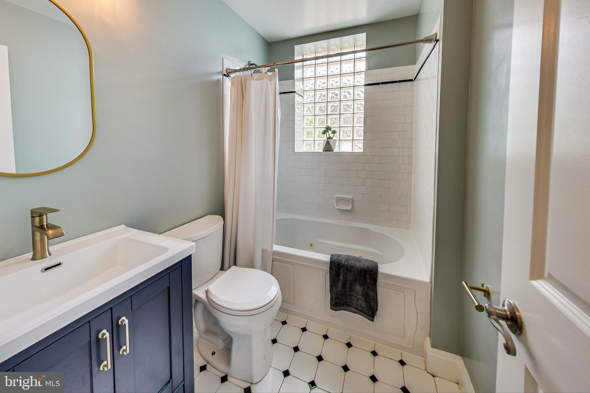 410 15th Street Northeast, Unit 11 Washington, DC 20002 - Photo 18 of 20