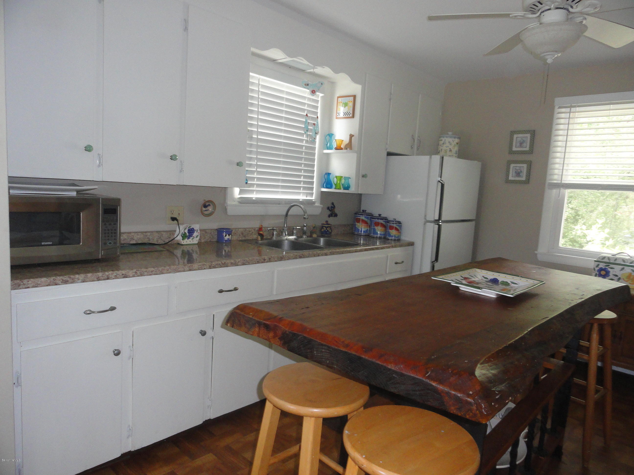 15 Squanto Road Lanesborough, MA 01237 - Photo 10 of 18 DSC06155