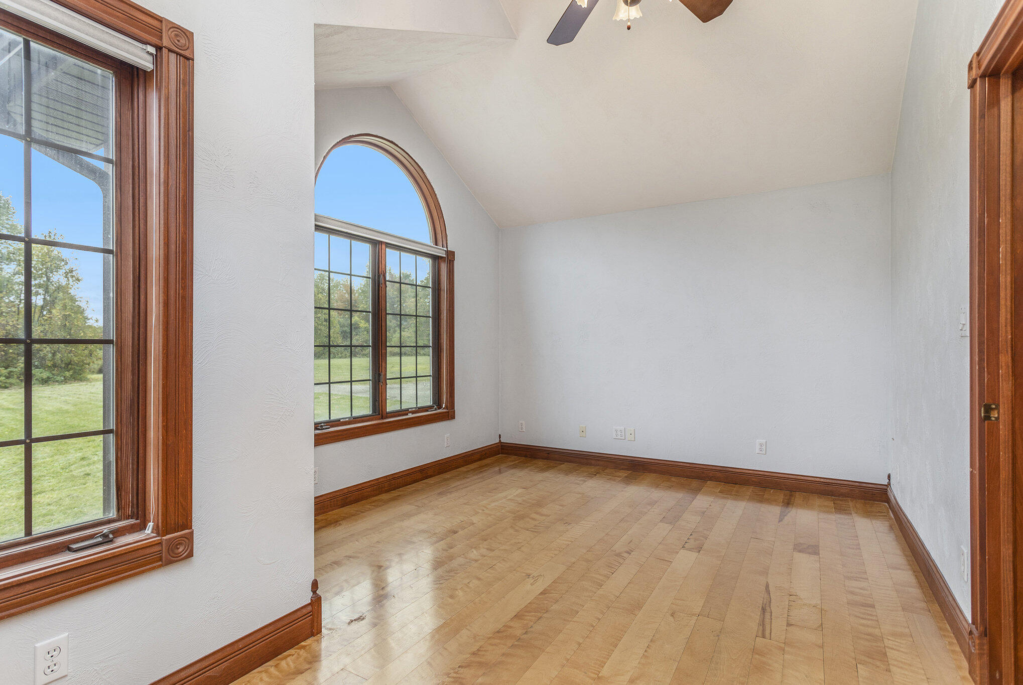2389 Watkins Road Battle Creek, MI 49015 - Photo 17 of 38 020_2389_watkins_rd_battle_creek_mi_4901