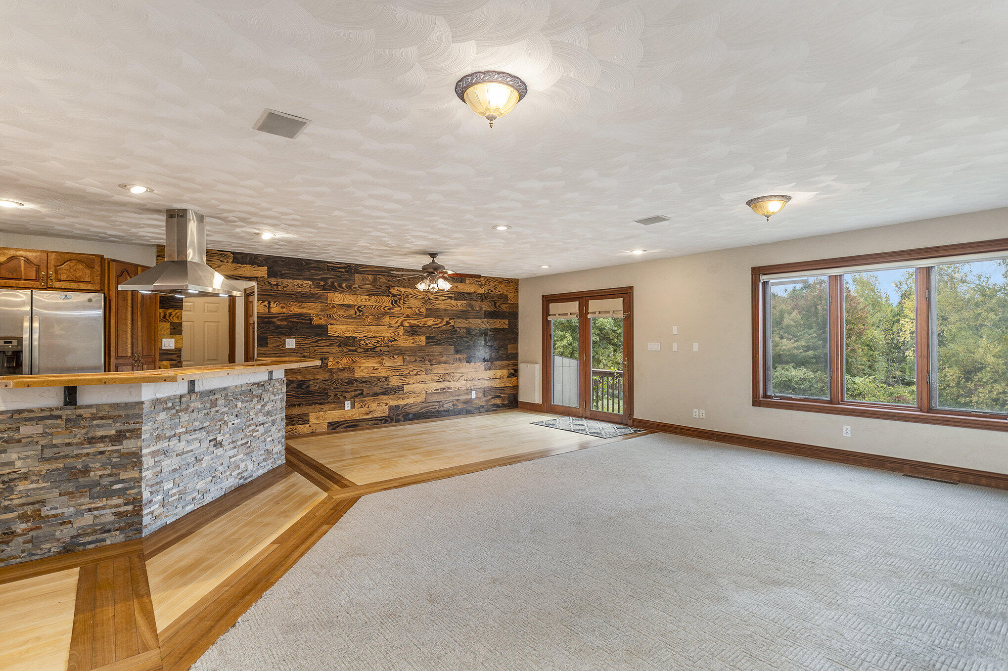 2389 Watkins Road Battle Creek, MI 49015 - Photo 5 of 38 007_2389_watkins_rd_battle_creek_mi_4901