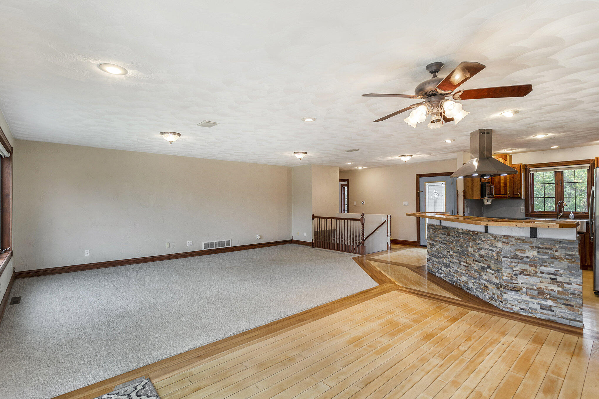 2389 Watkins Road Battle Creek, MI 49015 - Photo 7 of 38 006_2389_watkins_rd_battle_creek_mi_4901