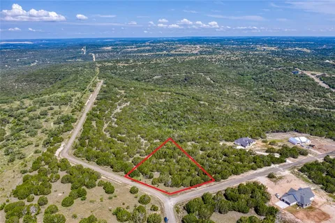 a view of an outdoor space and a yard