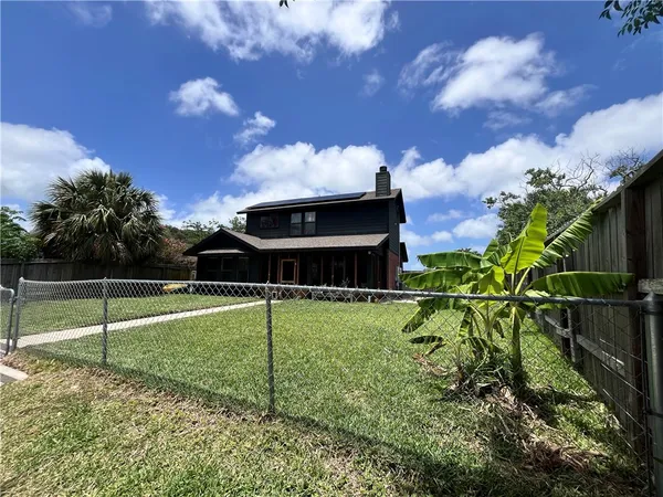 $2,500 | 9529 Lovebird Street, Corpus Christi, TX 78418