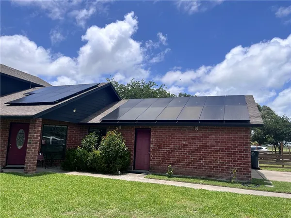 $2,500 | 9529 Lovebird Street, Corpus Christi, TX 78418