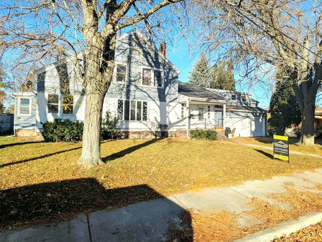 $179,900 | 421 Prospect Avenue, Alma, MI 48801
