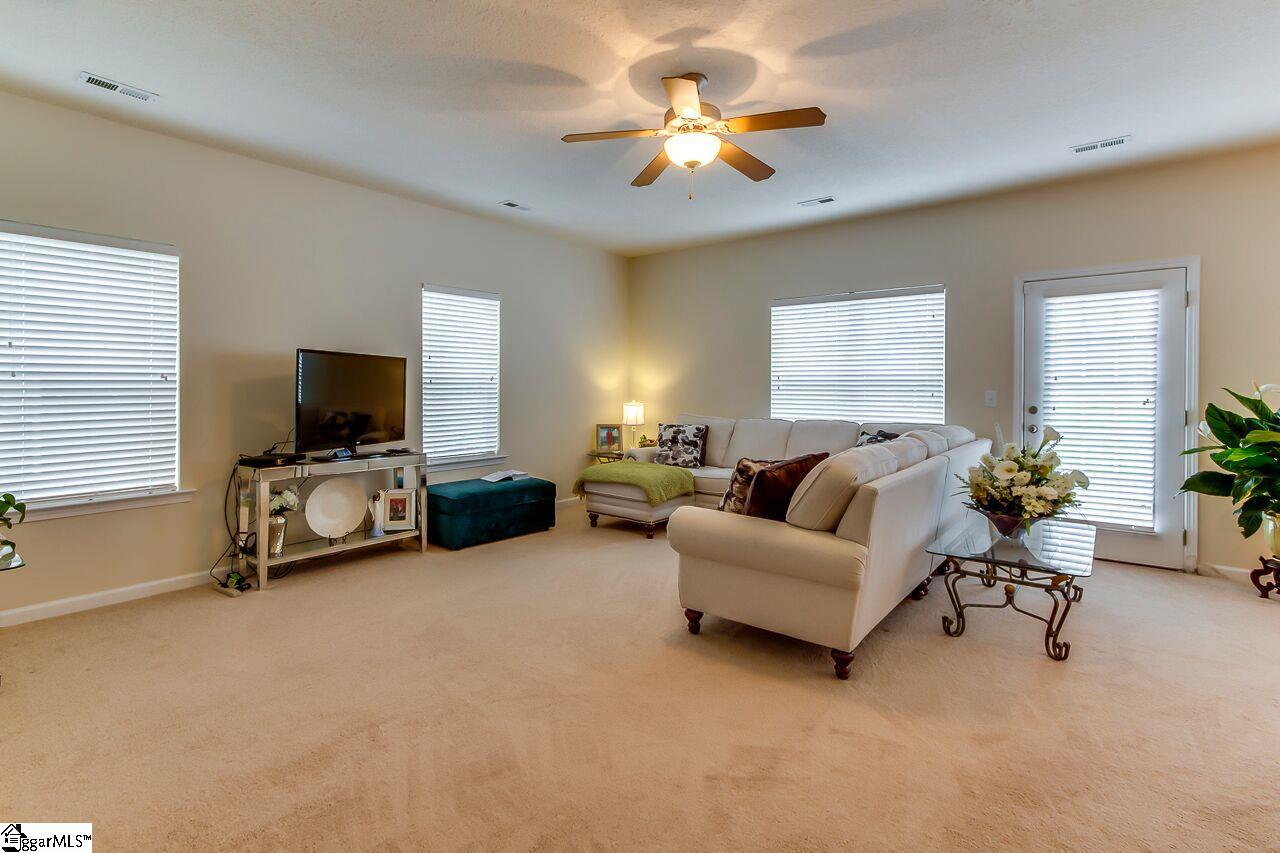 7 Rivers Edge Circle Simpsonville, SC 29680 - Photo 4 of 31