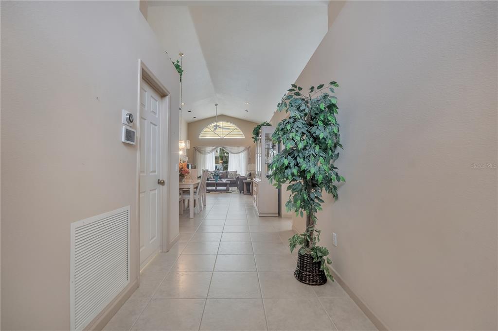 18451 East Covington Trace Boca Raton, FL 33498 - Photo 3 of 33