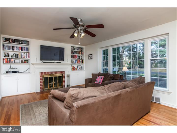 617 Magill Road Swarthmore, PA 19081 - Photo 2 of 23 Living Room
