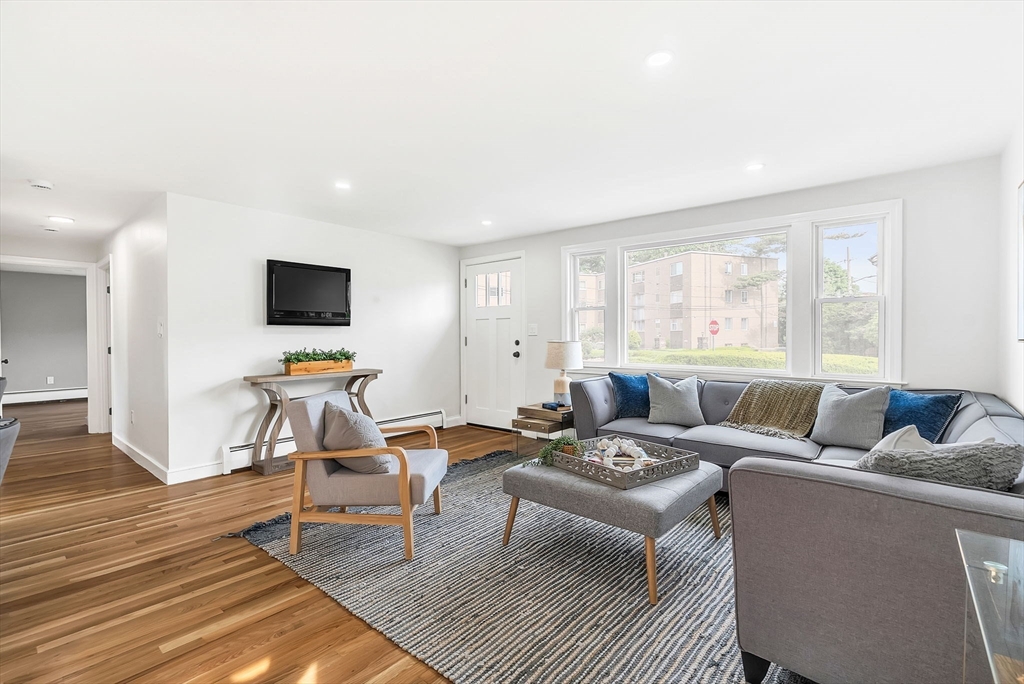 39 Collins Street Boston, MA 02136 - Photo 7 of 14
