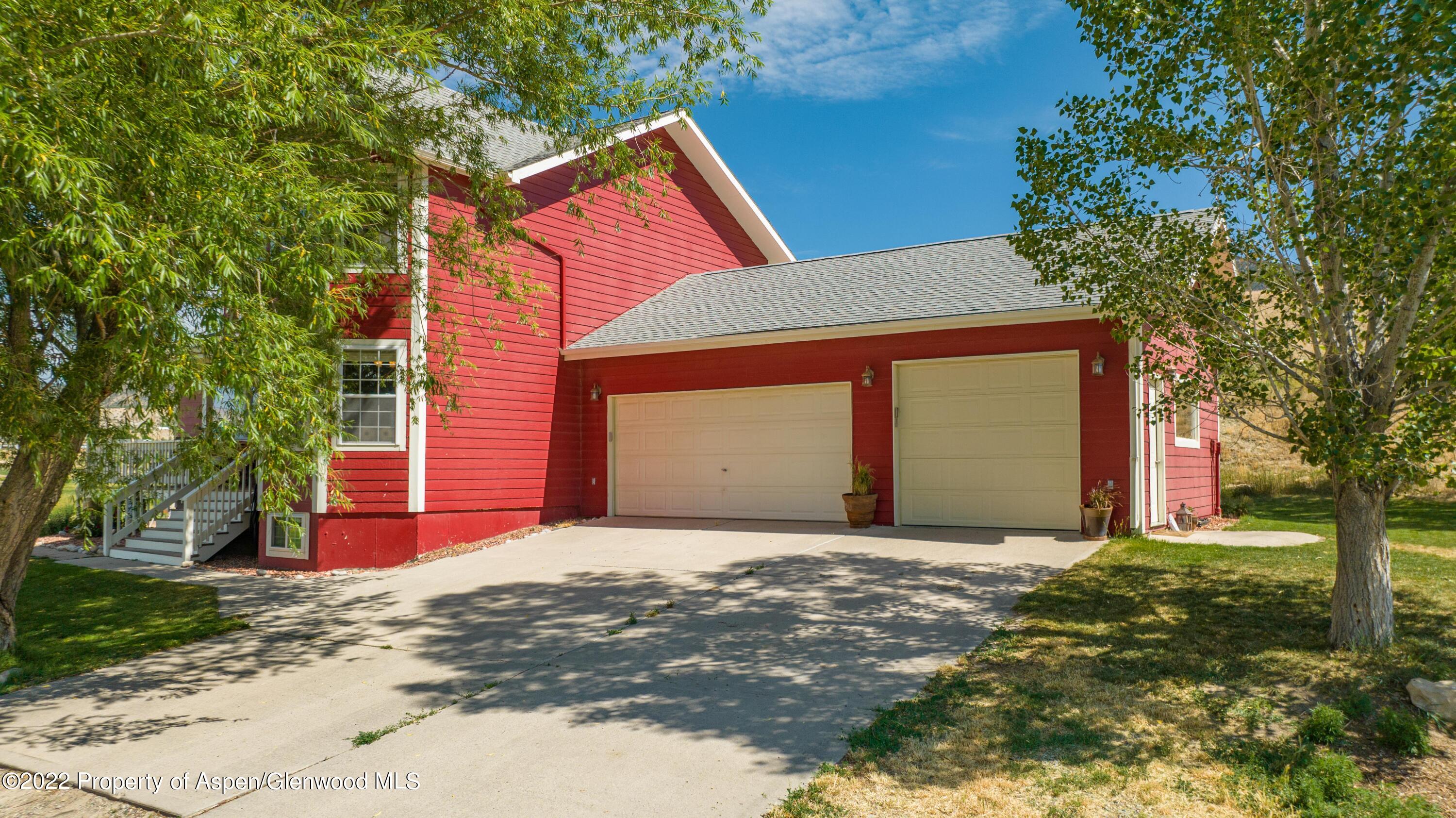 1450 County Road 259 Rifle, CO 81650 - Photo 20 of 28 garage