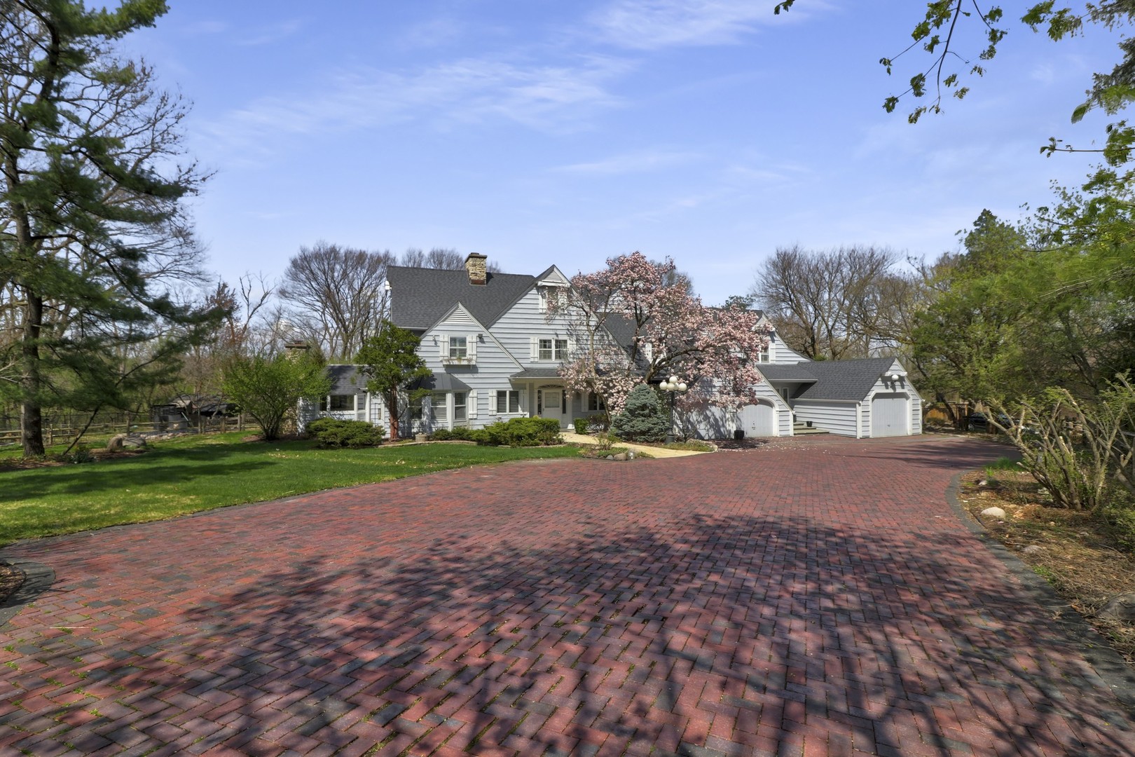 3423 Spring Road Oak Brook, IL 60523 - Photo 51 of 75 a view of a road with a building in the background