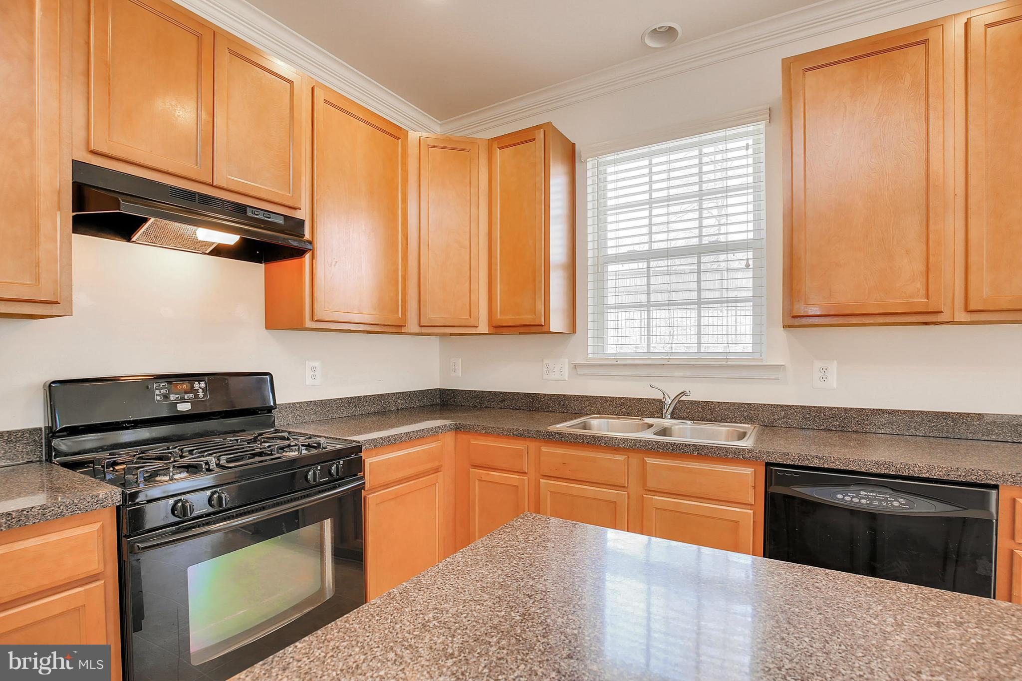 8606 Wendy Street Clinton, MD 20735 - Photo 8 of 30 Kitchen