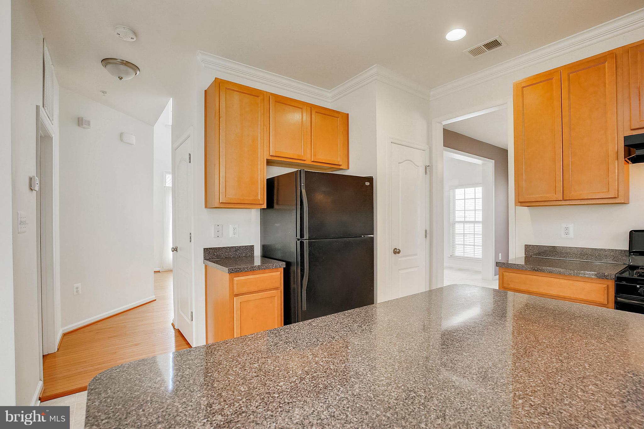 8606 Wendy Street Clinton, MD 20735 - Photo 9 of 30 Kitchen