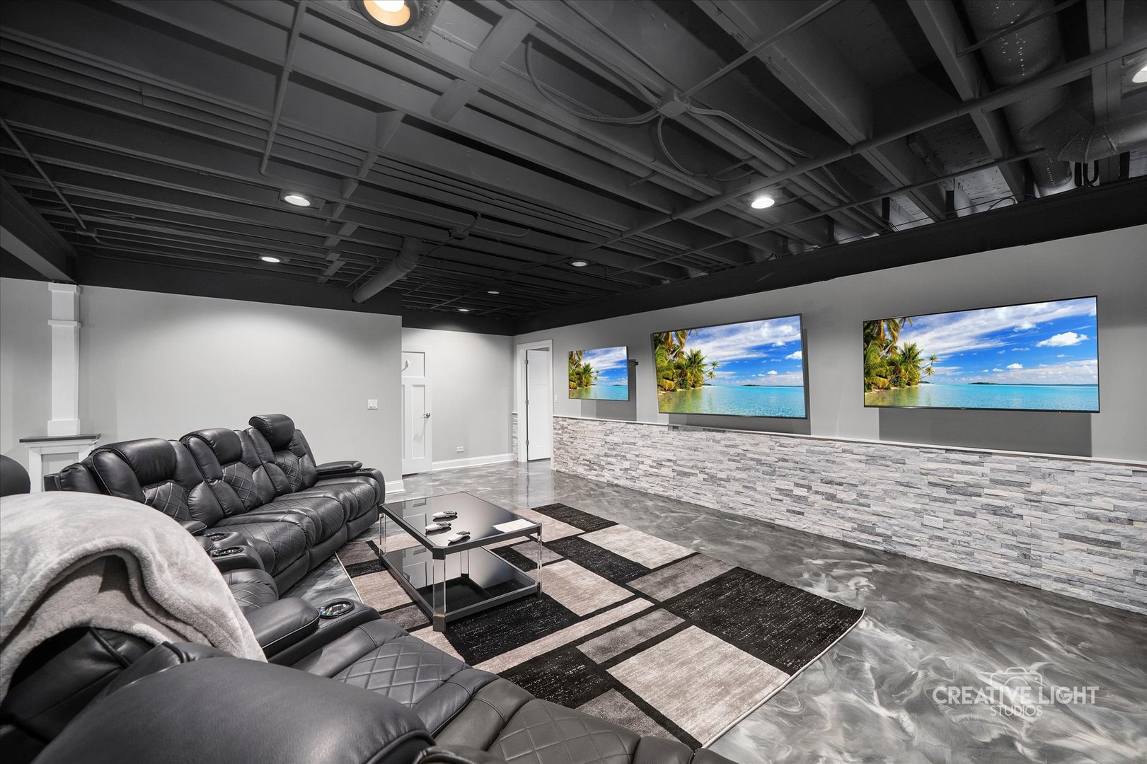 673 Greenfield Road Sugar Grove, IL 60554 - Photo 23 of 31 a projector room with furniture