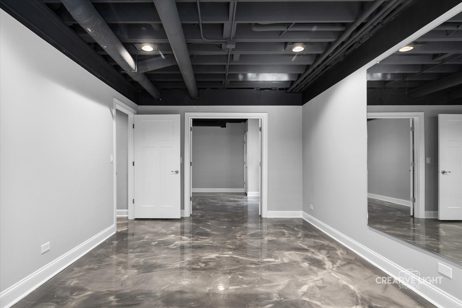 673 Greenfield Road Sugar Grove, IL 60554 - Photo 26 of 31 a view of hallway
