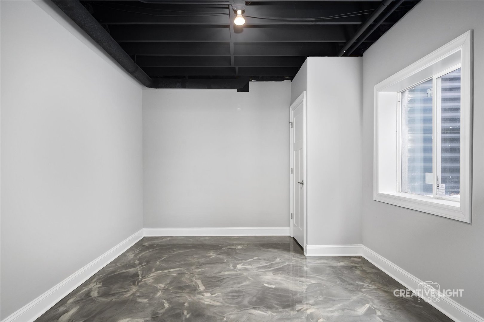 673 Greenfield Road Sugar Grove, IL 60554 - Photo 27 of 31 a view of a room with an empty space