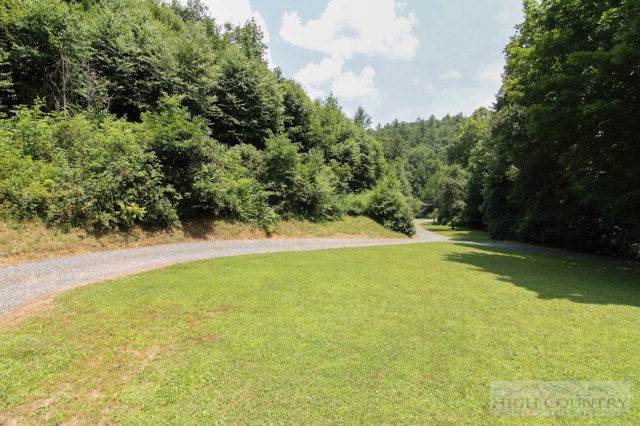 5499 Castle Ford Road Boone, NC 28607 - Photo 9 of 19 Gallery Image 9