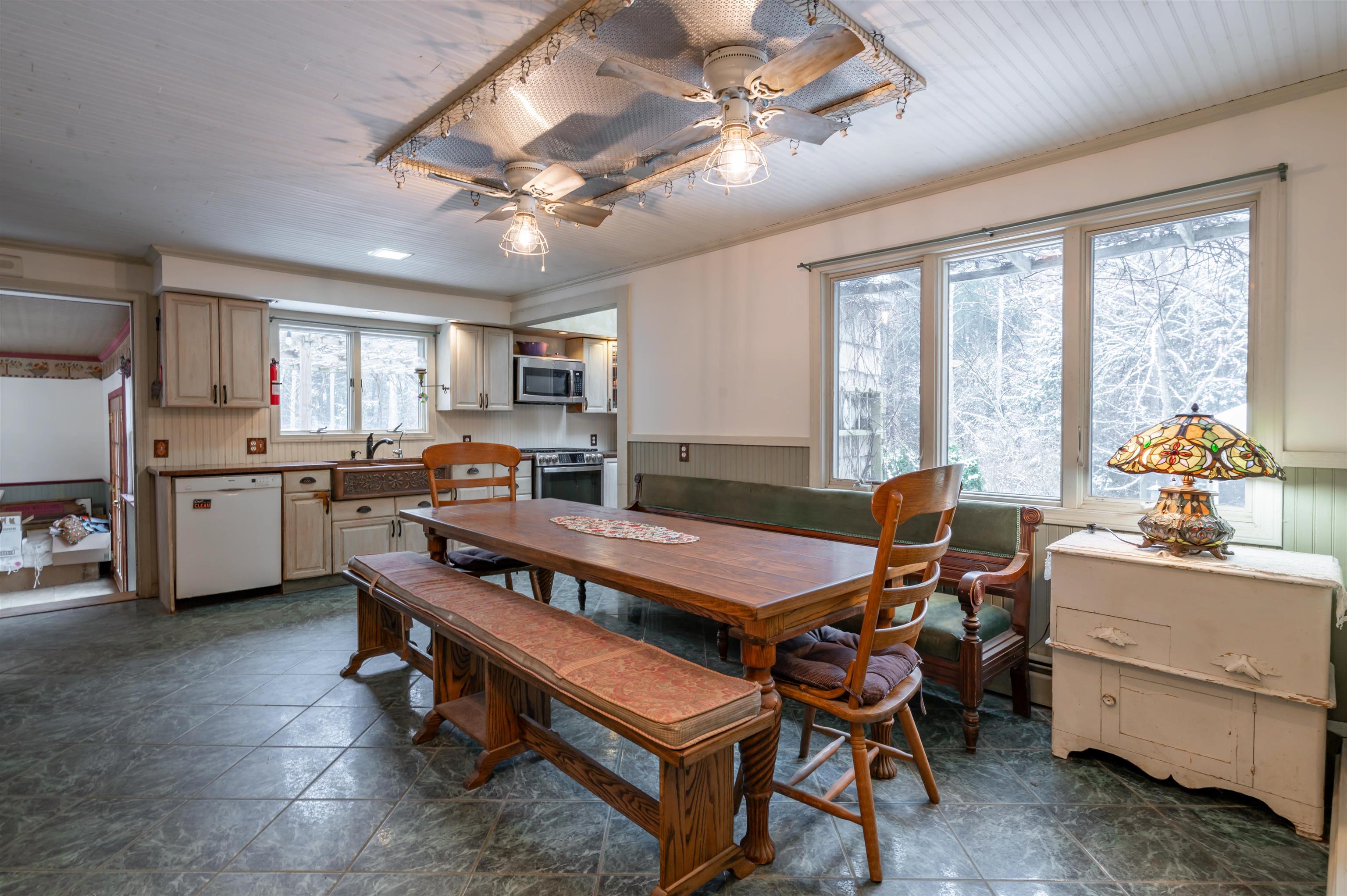 133 Raymond Road Deerfield, NH 03037 - Photo 6 of 34