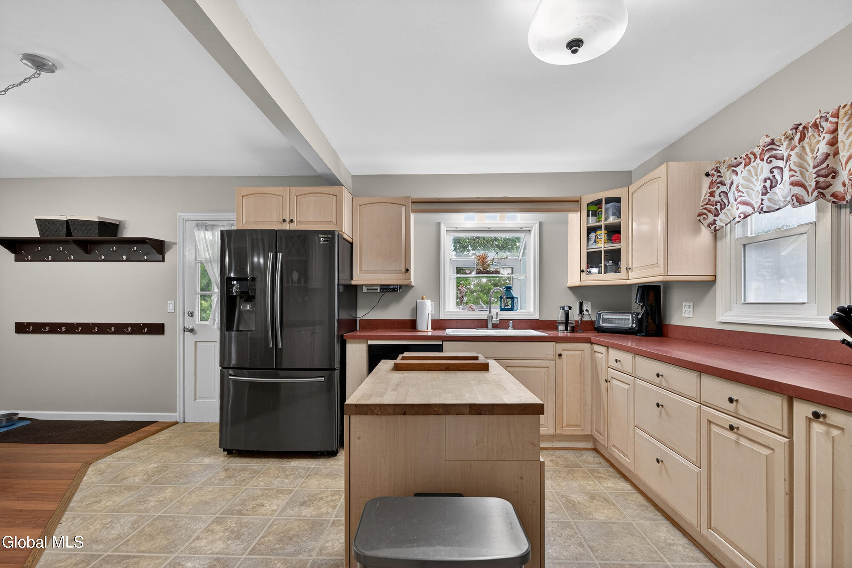 5793 Depot Road Voorheesville, NY 12186 - Photo 9 of 90 063-5793-Depot-Road-Voorheesville-NY-121