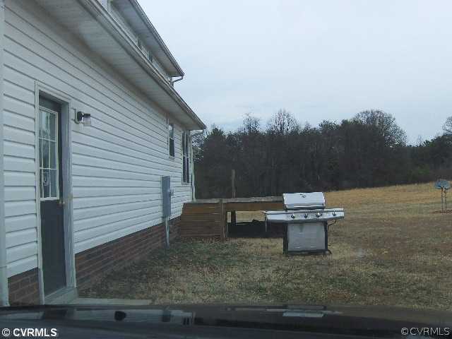2758 Enfield Road Aylett, VA 23009 - Photo 3 of 3 Exterior Back