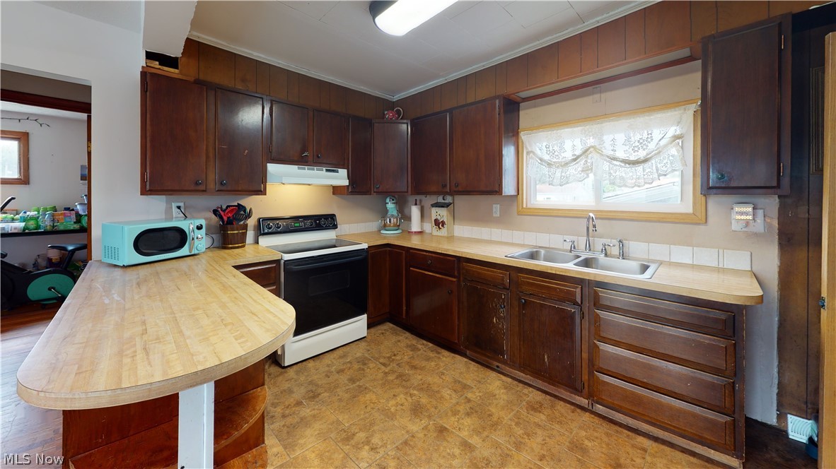 7330 Ross Road Madison, OH 44057 - Photo 12 of 32