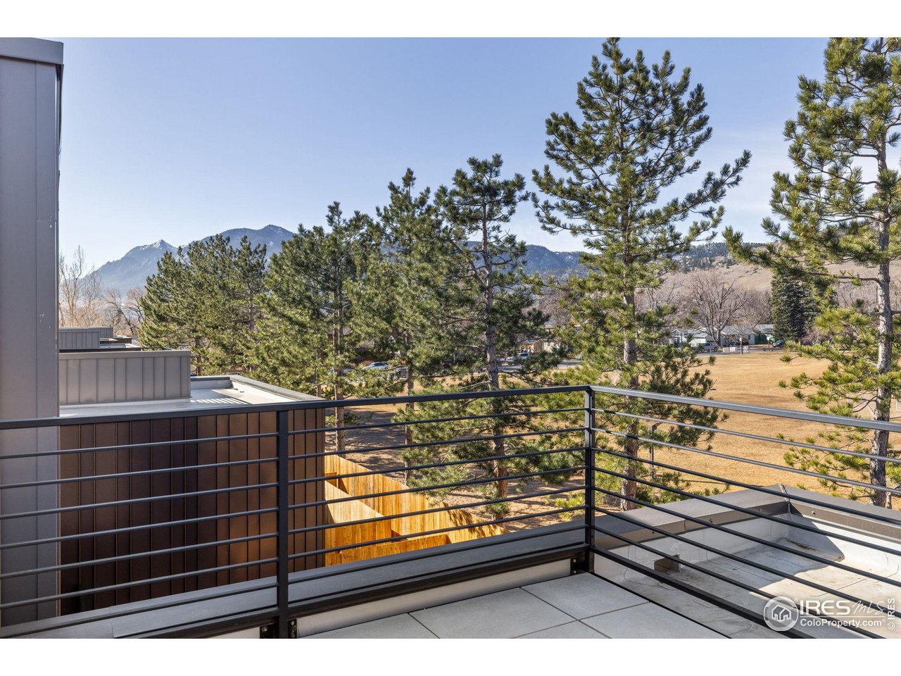 3315 Broadway Boulder, CO 80304 - Photo 36 of 42 a view of sky from a balcony