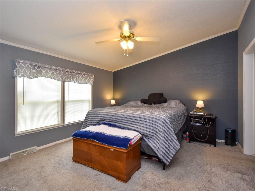 1954 Price Road Eden, NC 27288 - Photo 16 of 23 Gallery Image 16