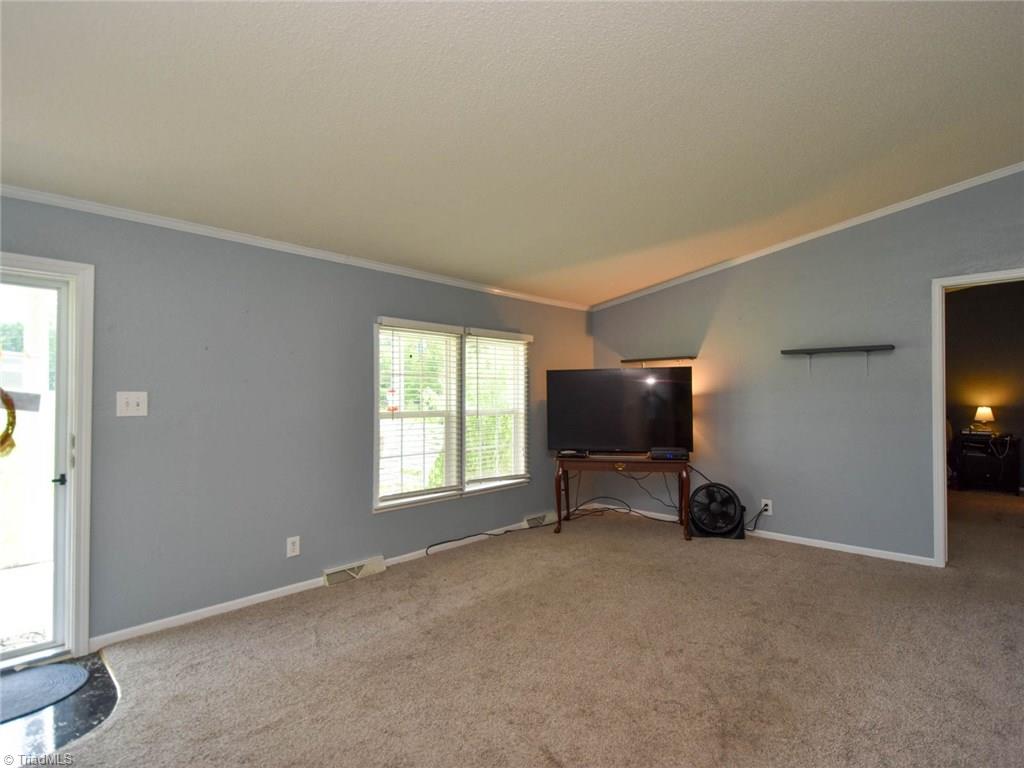 1954 Price Road Eden, NC 27288 - Photo 7 of 23 Gallery Image 7