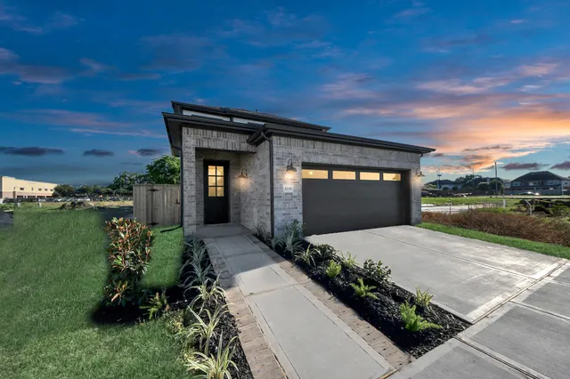 $449,999 | 4310 Avron Drive, Stafford, TX 77477