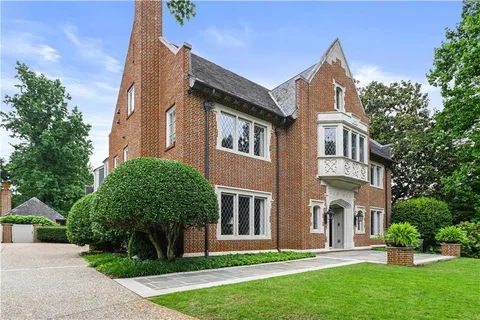 $5,250,000 | 369 Pine Tree Drive Northeast, Atlanta, GA 30305