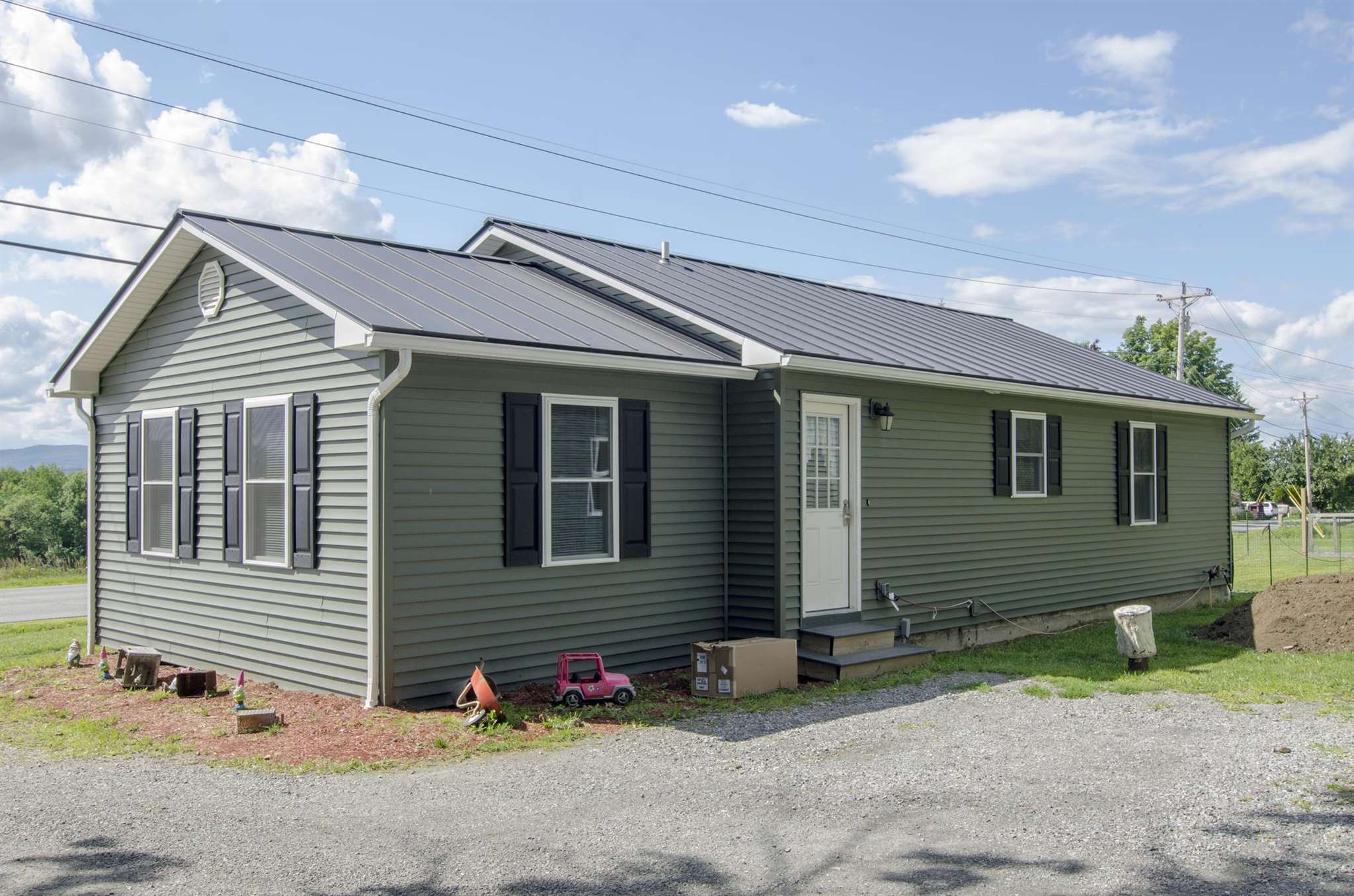 3949 Darling Hill Road Derby, VT 05855 - Photo 4 of 34 Gallery Image 4