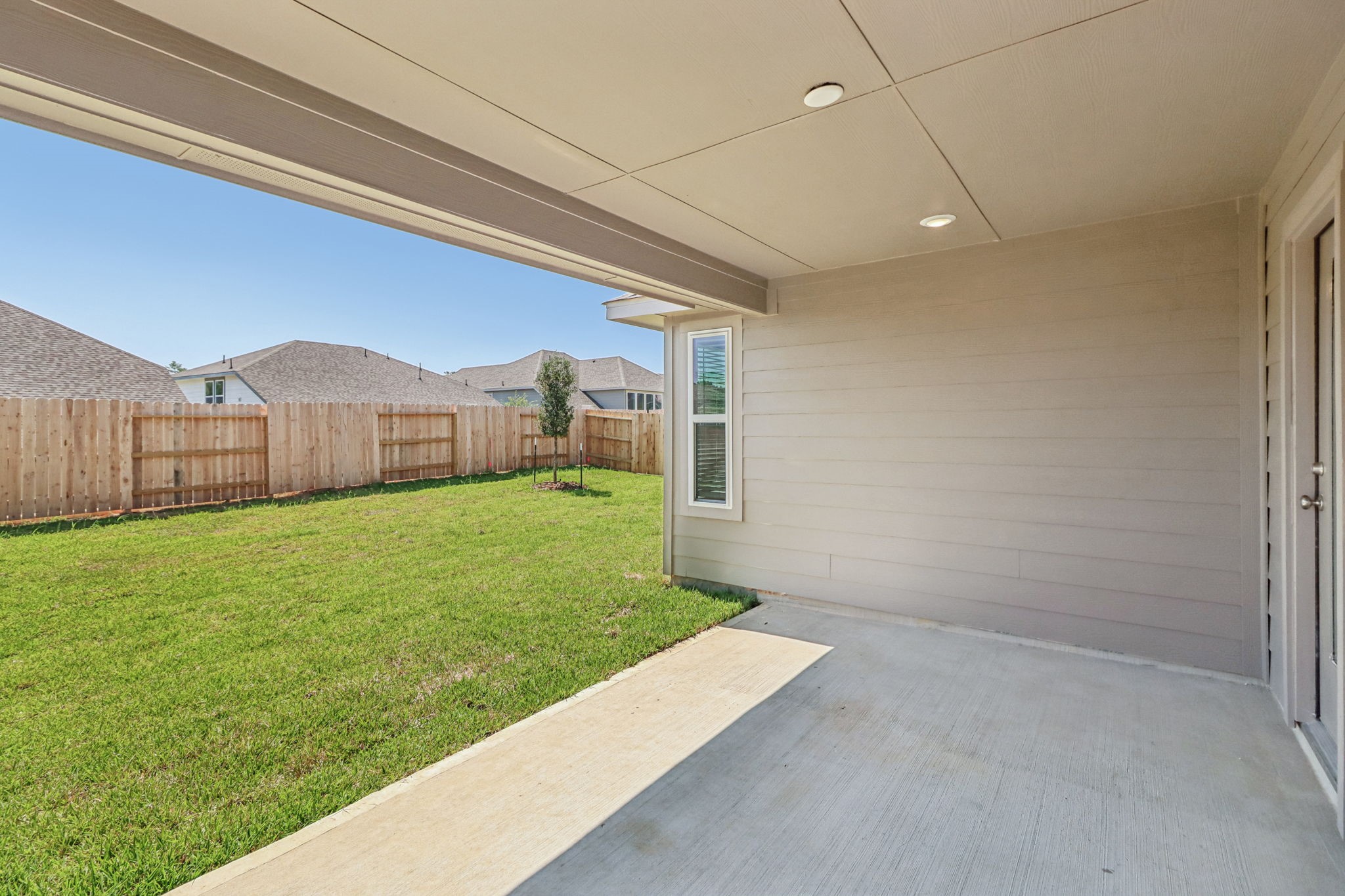 221 Raine Manor Montgomery, TX 77316 - Photo 27 of 33