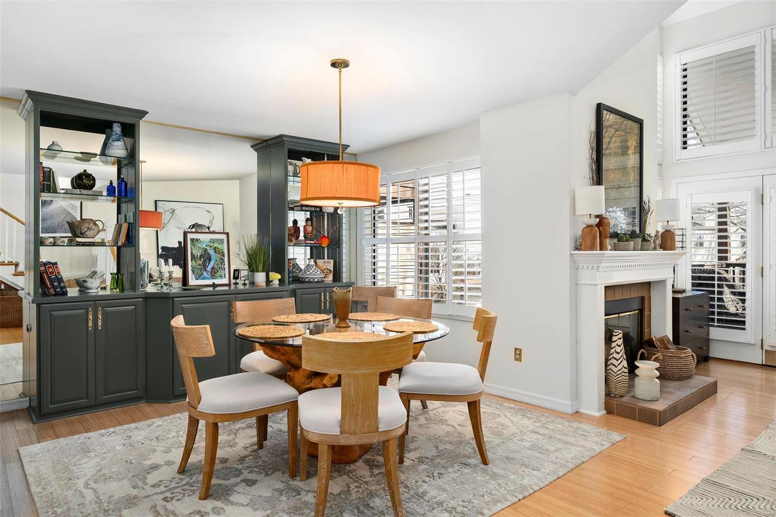 740 Ridgeview Cir Lane Ballwin, MO 63021 - Photo 8 of 27