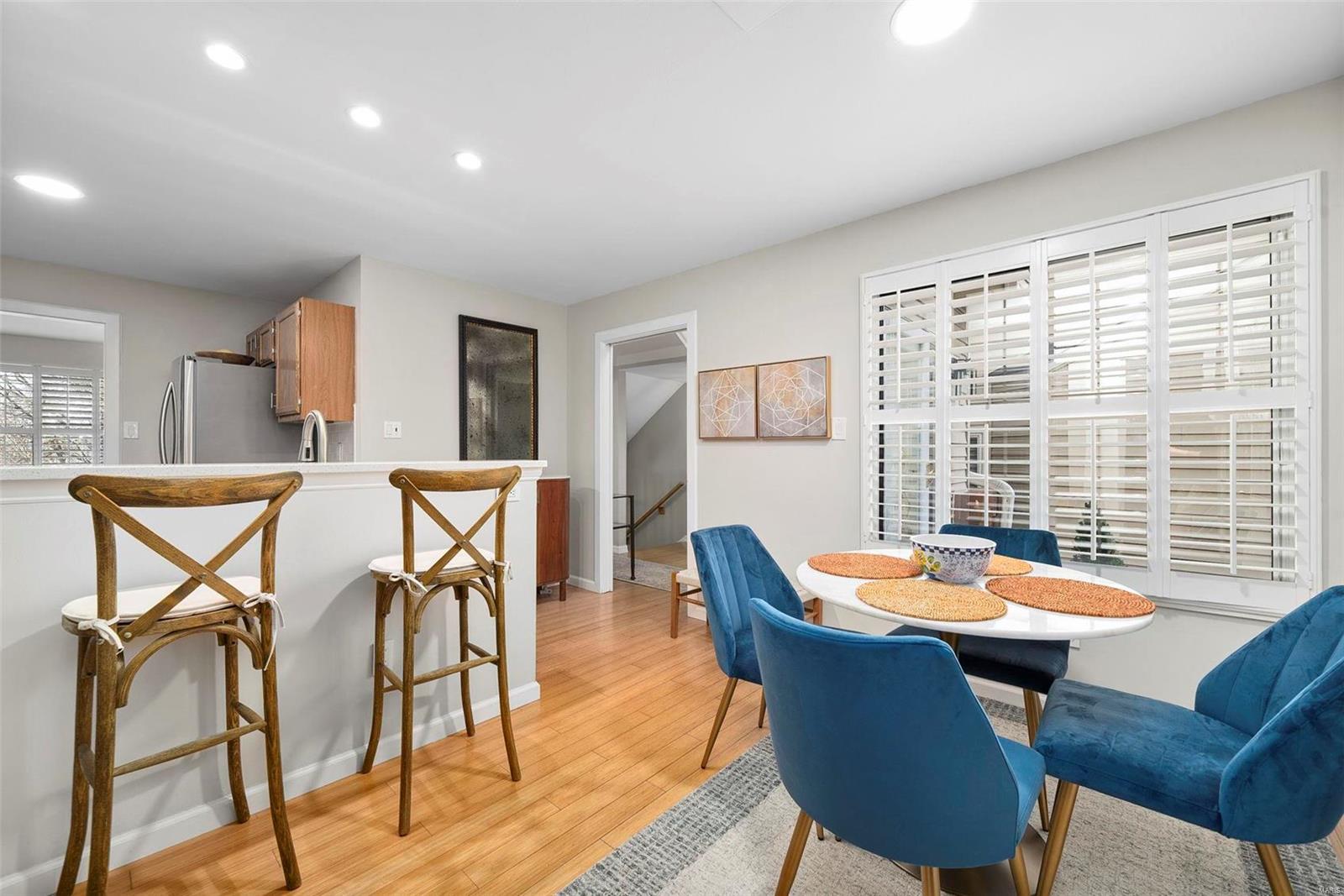 740 Ridgeview Cir Lane Ballwin, MO 63021 - Photo 10 of 27