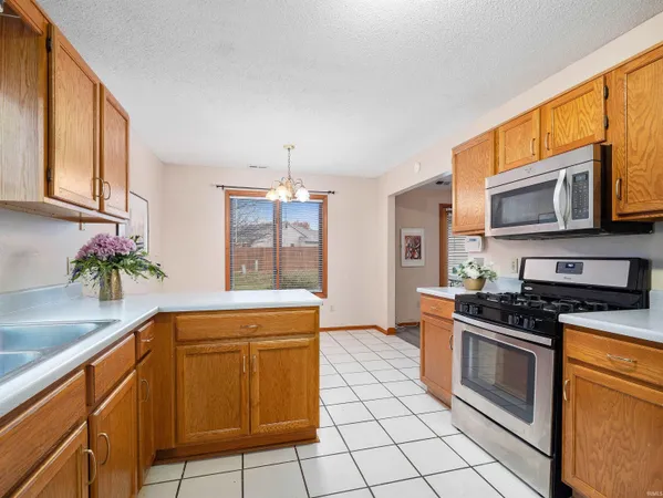 $250,000 | 5514 Senna Drive, Fort Wayne, IN 46804