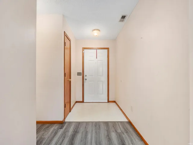 $250,000 | 5514 Senna Drive, Fort Wayne, IN 46804