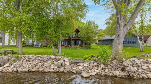 $724,900 | 1783 Brighton Beach Road, Menasha, WI 54952