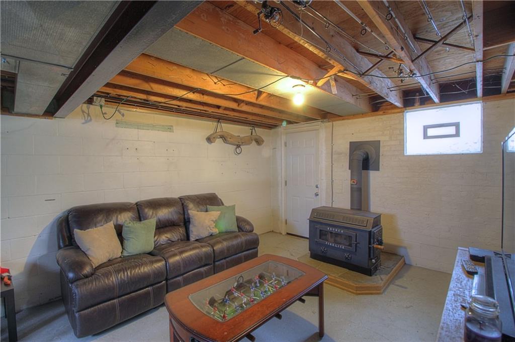 276 West Allegheny Road Imperial, PA 15126 - Photo 22 of 24 Gallery Image 22