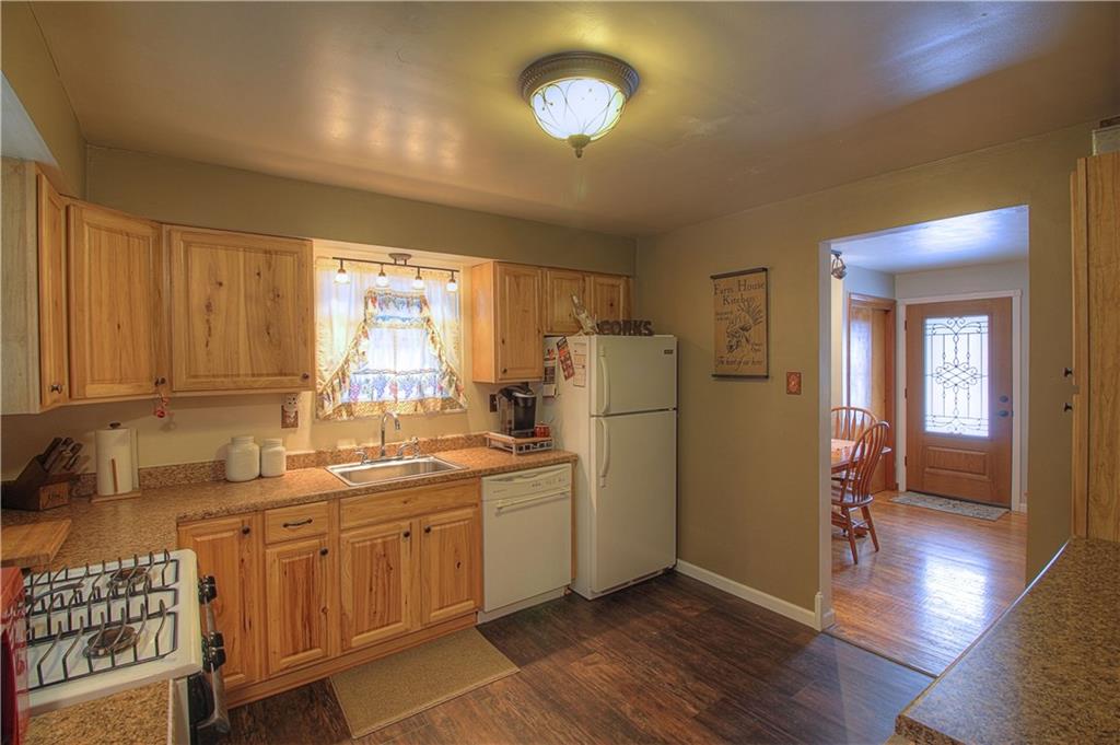 276 West Allegheny Road Imperial, PA 15126 - Photo 9 of 24 Gallery Image 9