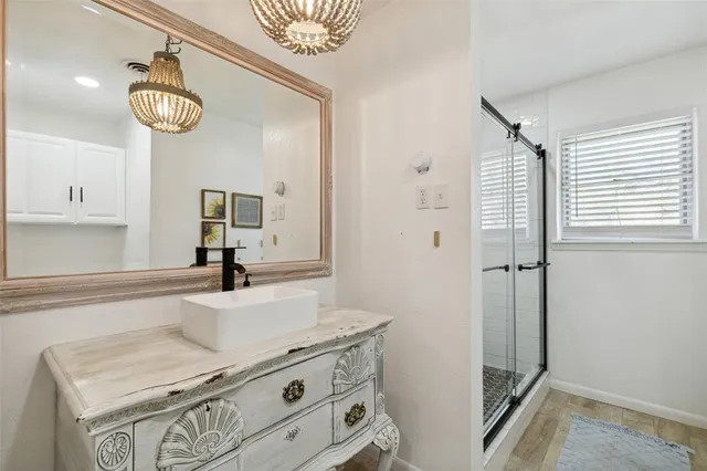 a view of a kitchen with washer and dryer