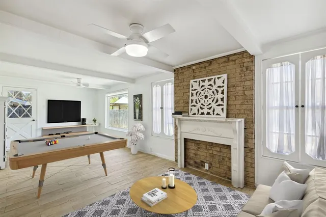 $2,450 | 724 Edgehill Drive, Hurst, TX 76053