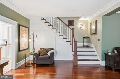 $699,000 | 267 West White Horse Pike, Berlin, NJ 08009