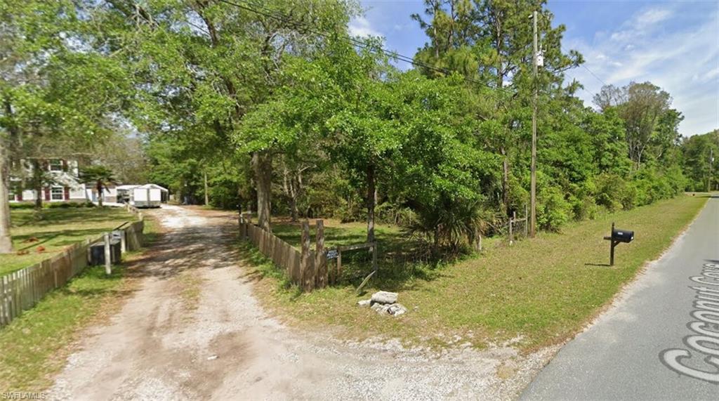 85070 Burmeister Road Fernandina Beach, FL 32034 - Photo 4 of 6 View of dirt / gravel driveway