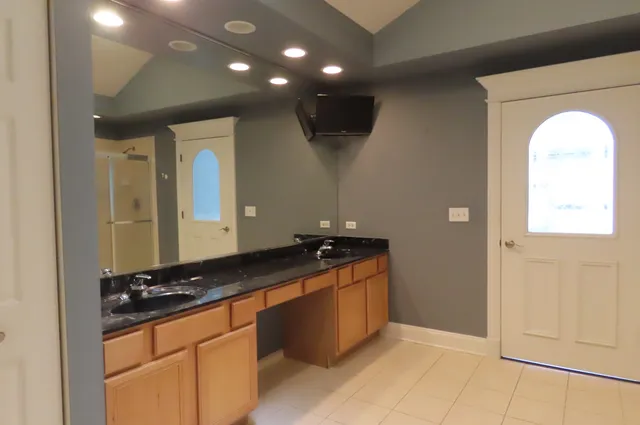 $3,500 | 21 Spyglass Circle, Palos Heights, IL 60463